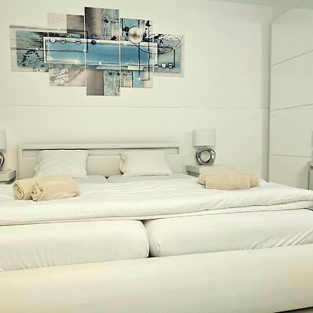 Idyllische Ferienwohnung In Bissone Zewnętrze zdjęcie