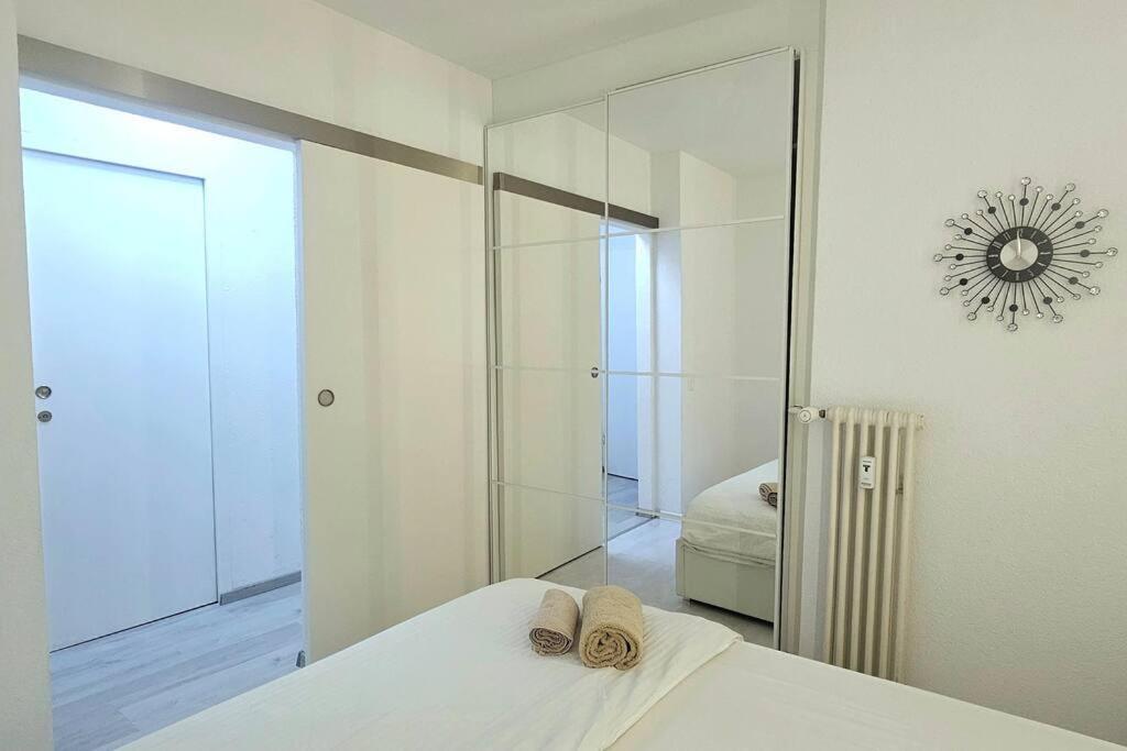 Idyllische Ferienwohnung In Bissone Zewnętrze zdjęcie